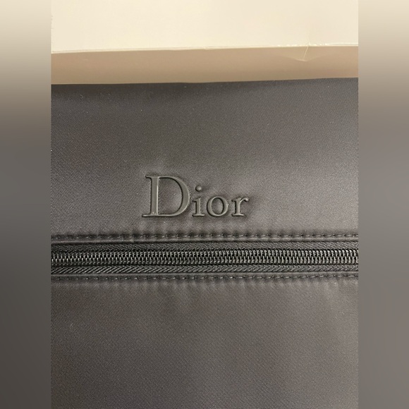 Dior Pouch - Picture 3 of 11